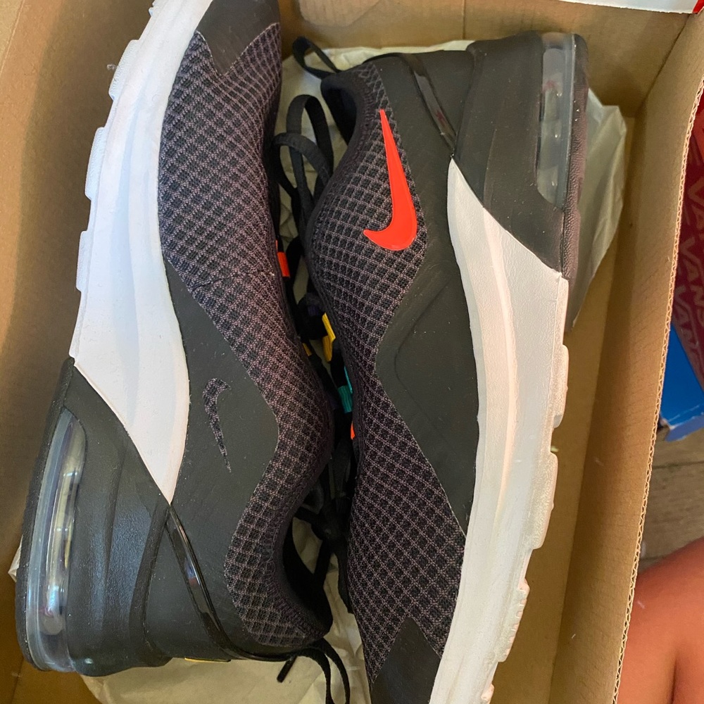 Nike air max motion 2